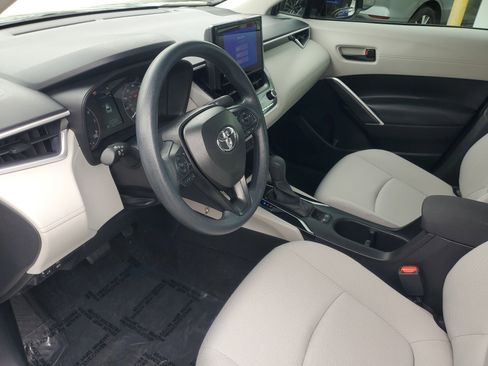 Certified 2025 Toyota Corolla Cross L FWD image 16