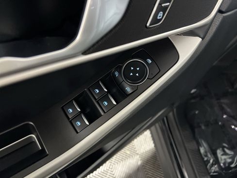 Used 2023 Ford Explorer XLT w/ Equipment Group 202A image 15