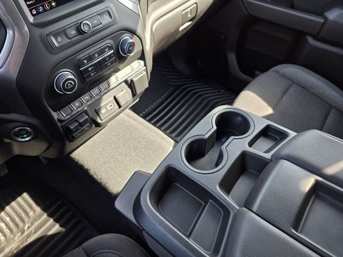 Used 2024 Chevrolet Silverado 2500 Custom w/ Custom Value Package image 19