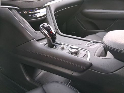 Used 2025 Cadillac XT5 Luxury w/ LPO, Floor Liner Package image 13