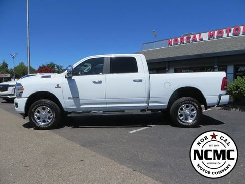 Used 2024 RAM 2500 Laramie w/ Safety Group AWD/4WD image 2