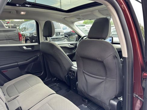 Used 2021 Ford Escape SE w/ Cold Weather Package FWD image 40