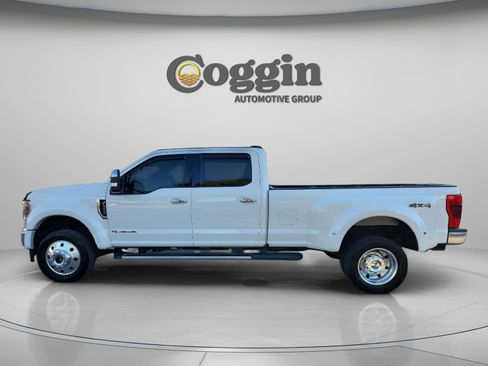Used 2022 Ford F450 Lariat w/ Lariat Ultimate Package image 2
