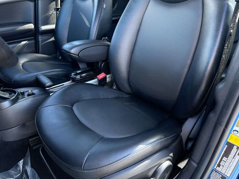 Used 2014 MINI Cooper Countryman FWD image 17