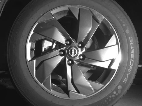 Used 2025 Nissan Rogue SV image 12