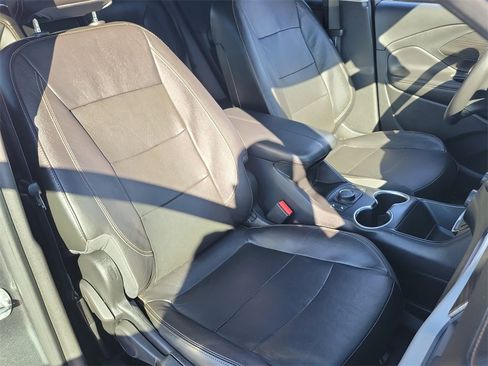 Used 2020 GMC Terrain SLT image 20