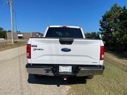Used 2015 Ford F150 XLT w/ Equipment Group 301A Mid AWD/4WD image 4