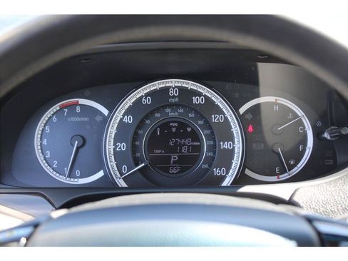 Used 2017 Honda Accord EX-L image 22