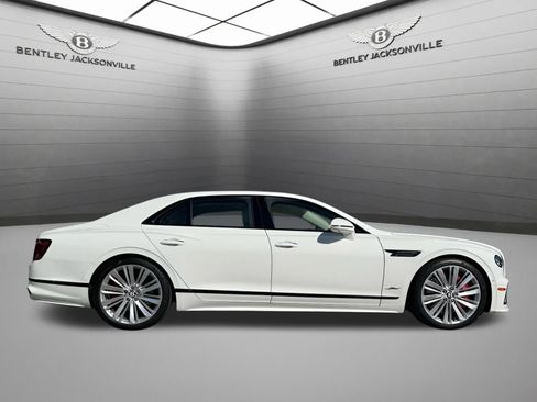 Used 2025 Bentley Flying Spur Plug-In Hybrid AWD/4WD image 13