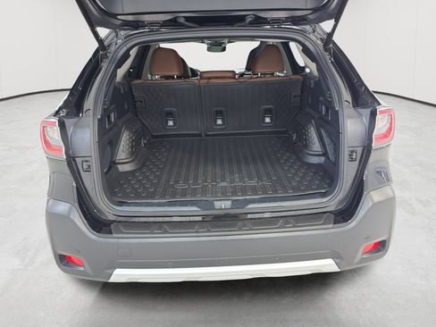 Used 2025 Subaru Outback Touring XT AWD/4WD image 23