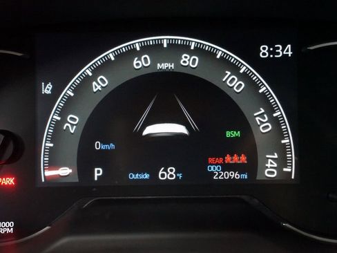 Used 2025 Toyota RAV4 XLE image 16