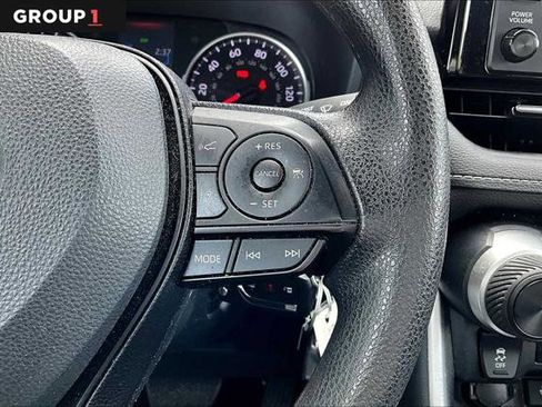 Certified 2022 Toyota RAV4 LE image 24