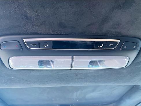 Used 2021 Kia Telluride SX w/ SX Prestige Package image 25