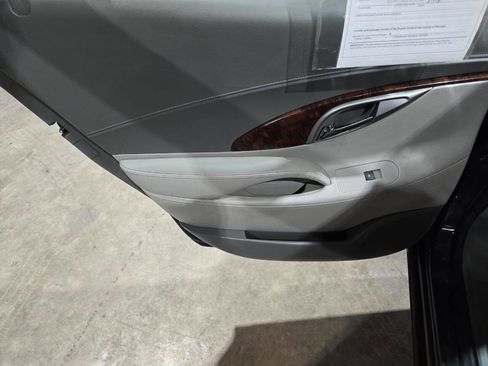Used 2013 Buick LaCrosse Premium image 26