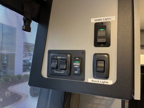 Used 2023 Mercedes-Benz Sprinter 144 Cargo image 53