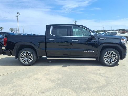 New 2026 GMC Sierra 1500 Denali Ultimate AWD/4WD image 8