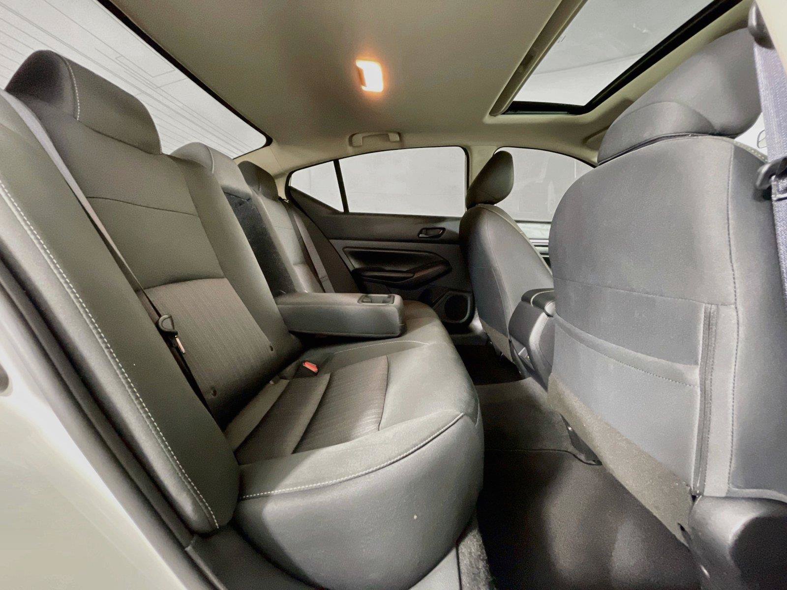 Used 2024 Nissan Altima 2.5 SV w/ SV Premium Package FWD image 29