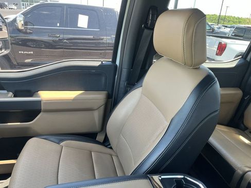 Used 2025 Ford F350 Lariat w/ Chrome Package AWD/4WD image 23