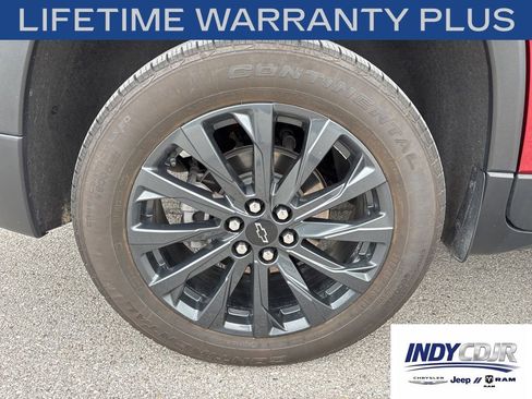 Used 2023 Chevrolet Traverse RS w/ LPO, Floor Liner Package AWD/4WD image 12