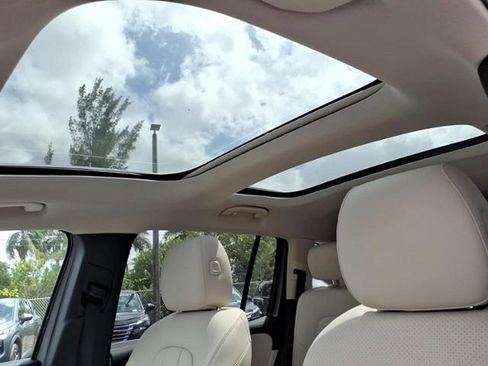 Used 2021 Mercedes-Benz GLB 250 image 8