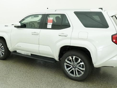 New 2026 Toyota 4Runner Limited AWD/4WD image 4