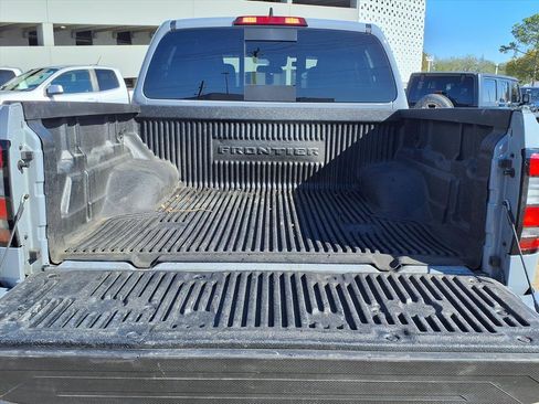 Used 2025 Nissan Frontier PRO-4X image 19