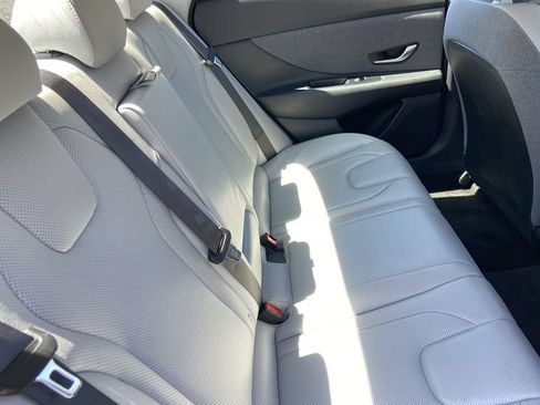 Used 2024 Hyundai Elantra Limited FWD image 23