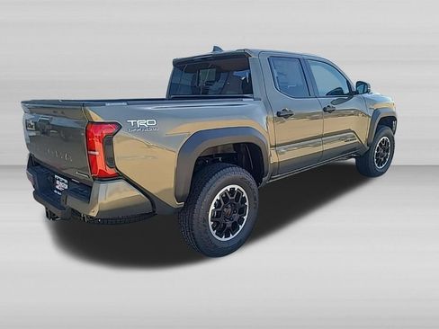New 2026 Toyota Tacoma TRD Off-Road AWD/4WD image 5