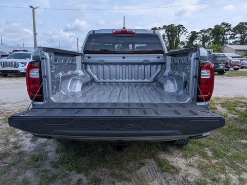 New 2026 GMC Canyon Elevation w/ Convenience Package RWD image 10