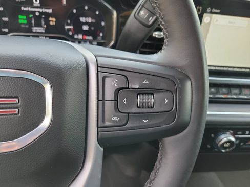 Used 2024 GMC Sierra 1500 SLT AWD/4WD image 21