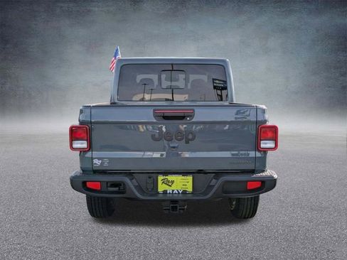 New 2026 Jeep Gladiator Sport AWD/4WD image 5
