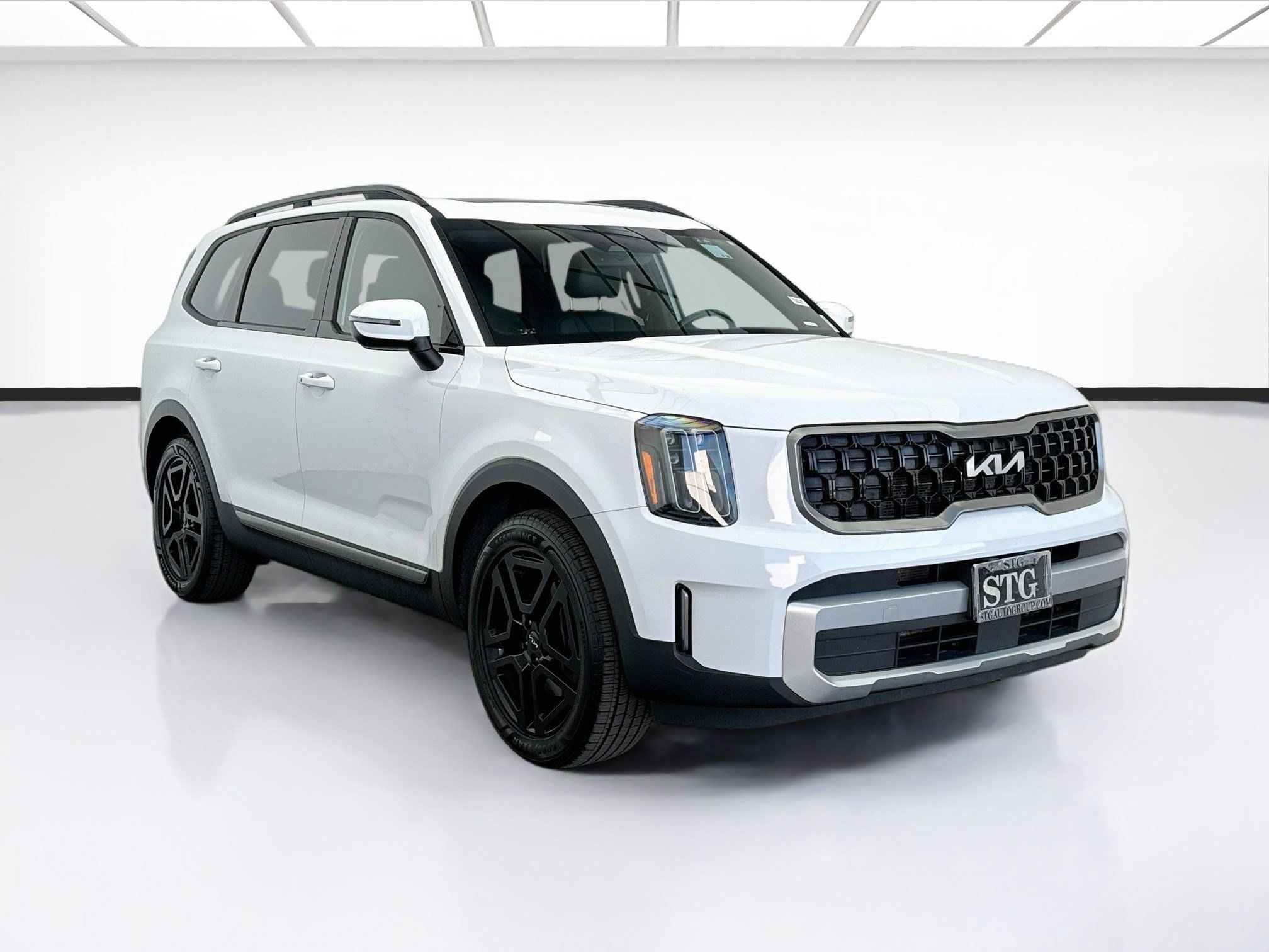 Used 2023 Kia Telluride EX X-Line AWD/4WD image 3