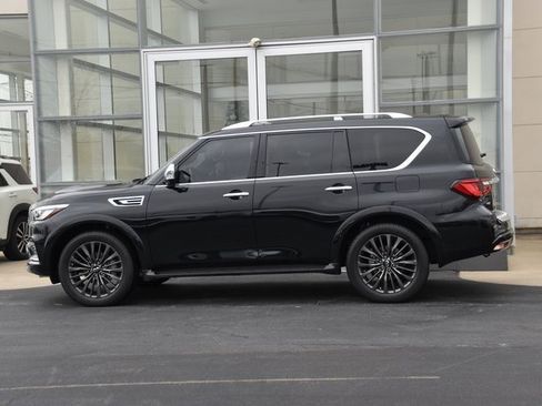 Certified 2024 INFINITI QX80 Sensory w/ Cargo Package image 11