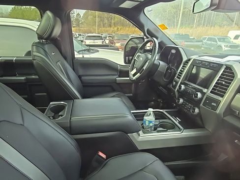 Used 2018 Ford F250 Platinum w/ Platinum Ultimate Package image 3