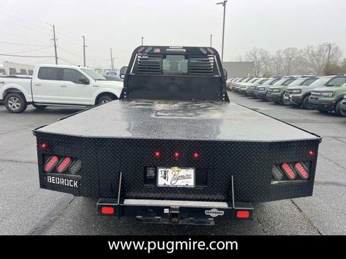 Used 2024 Ford F550 4x4 Regular Cab Super Duty w/ XL Chrome Package image 6