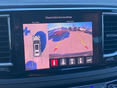 New 2026 Chrysler Pacifica Pinnacle AWD/4WD image 22