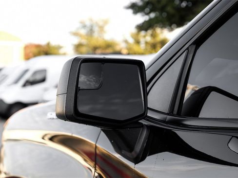 Used 2022 Chevrolet Silverado 1500 Custom w/ Safety Confidence Package image 40