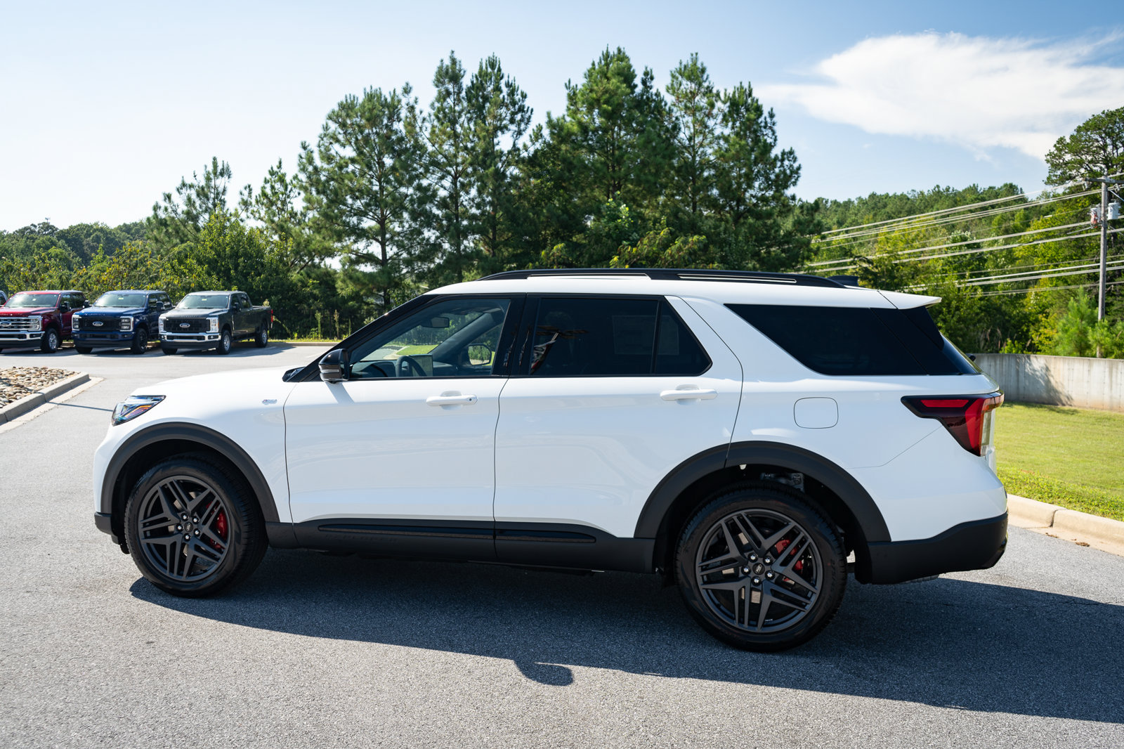 New 2027 Ford Explorer ST-Line w/ Premium Package AWD/4WD image 7