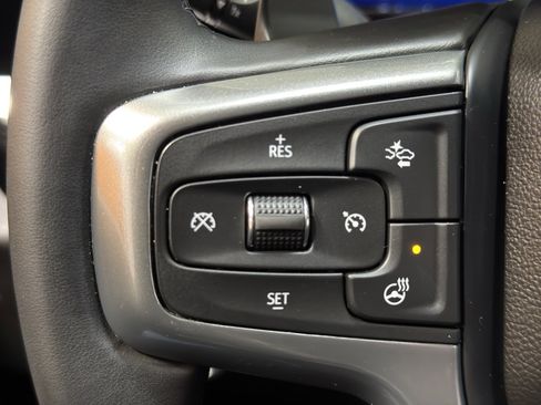 Used 2025 Chevrolet Silverado 1500 LT w/ Leather Package image 24