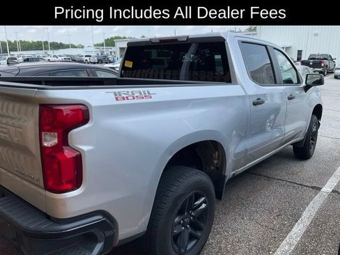 Used 2019 Chevrolet Silverado 1500 Custom Trail Boss w/ Custom Convenience Package AWD/4WD image 5