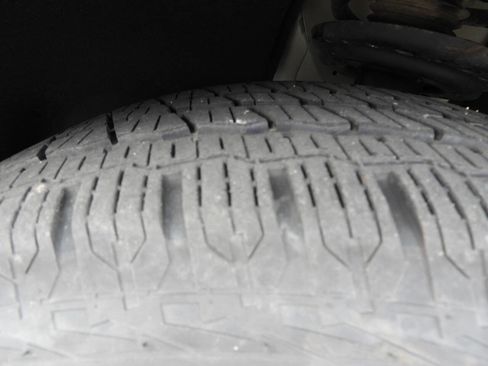Used 2022 Buick Enclave Essence w/ Trailering Package, 5000 lbs. FWD image 14