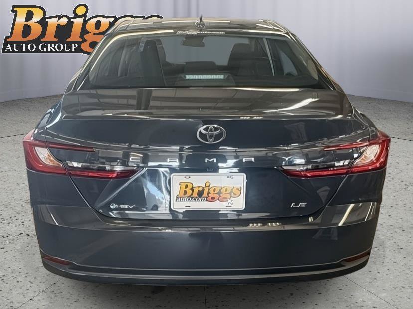 Used 2025 Toyota Camry LE FWD image 6