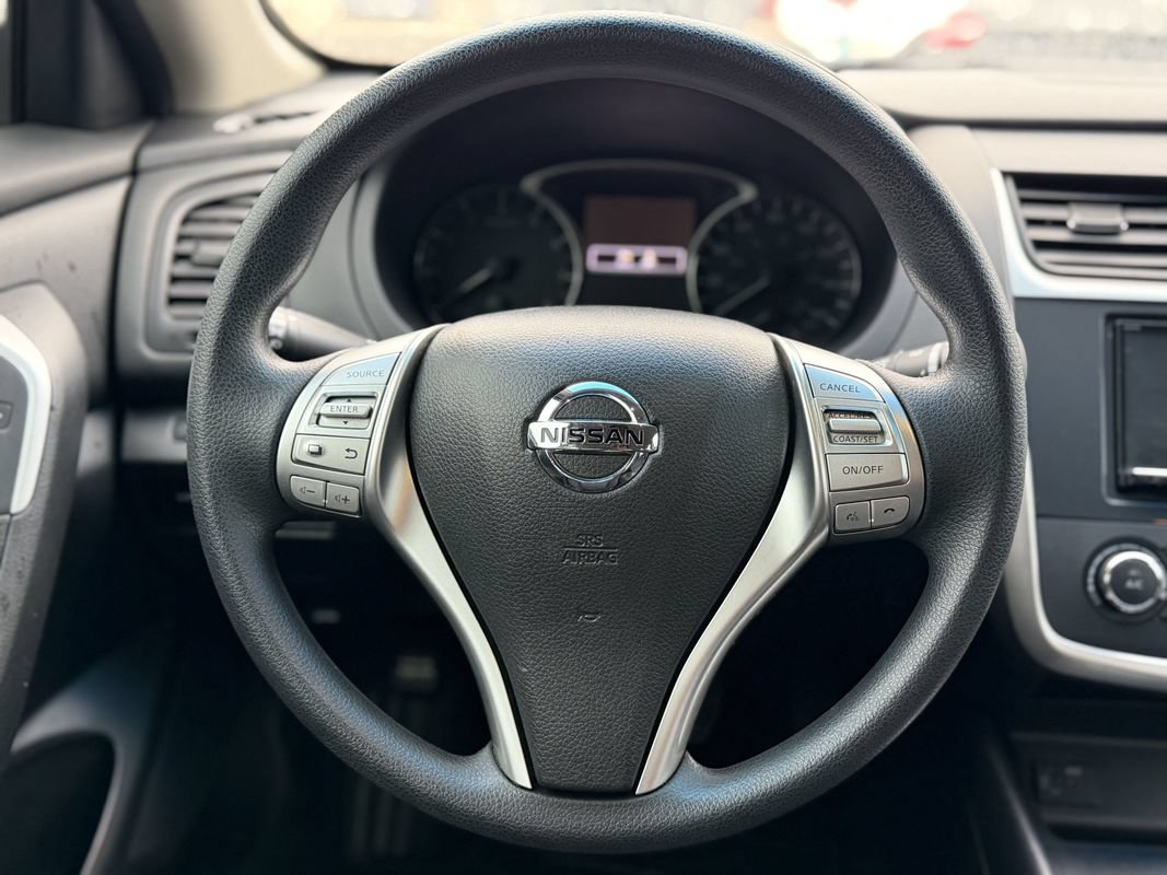Used 2017 Nissan Altima 2.5 S w/ Power Driver Seat Package FWD image 17