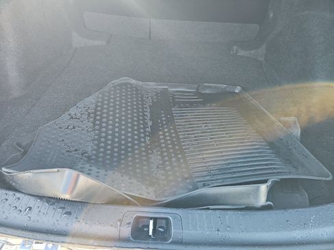 Used 2025 Toyota Corolla LE image 14