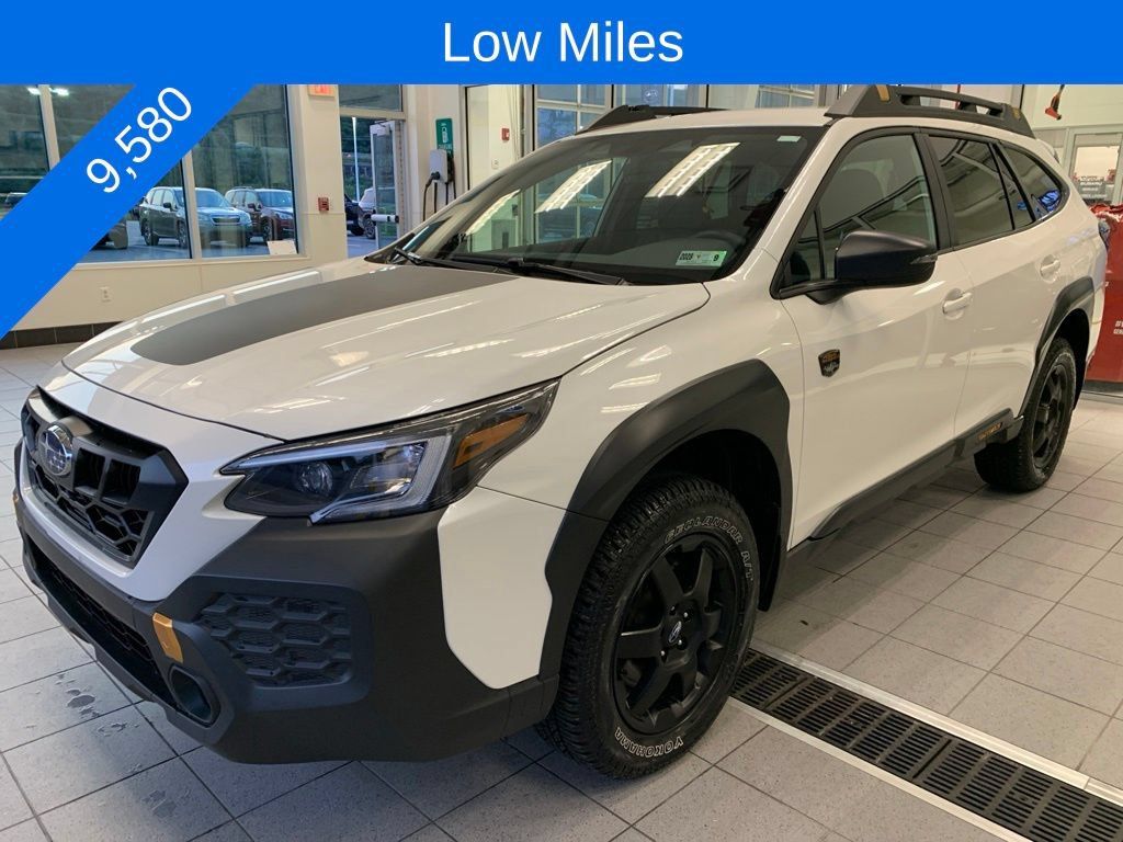 Used 2025 Subaru Outback Wilderness AWD/4WD image 2