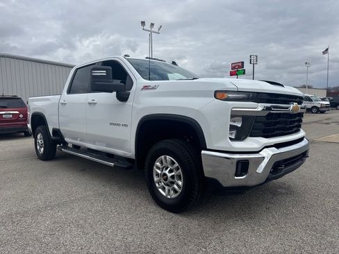 New 2026 Chevrolet Silverado 2500 LT w/ Leather Package image 9