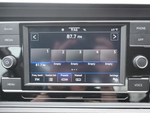 Used 2021 Volkswagen Jetta S image 24