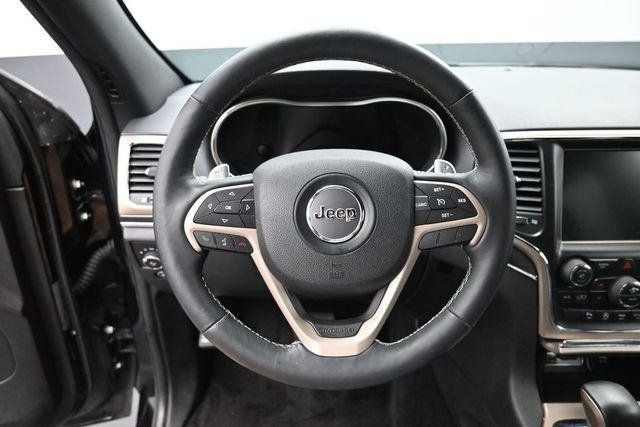 Used 2017 Jeep Grand Cherokee Limited AWD/4WD image 17