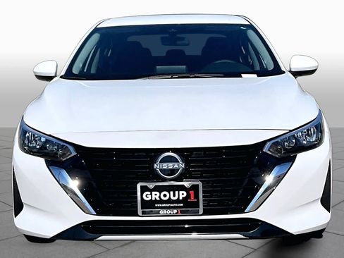Certified 2025 Nissan Sentra SV w/ Trunk Package FWD image 4