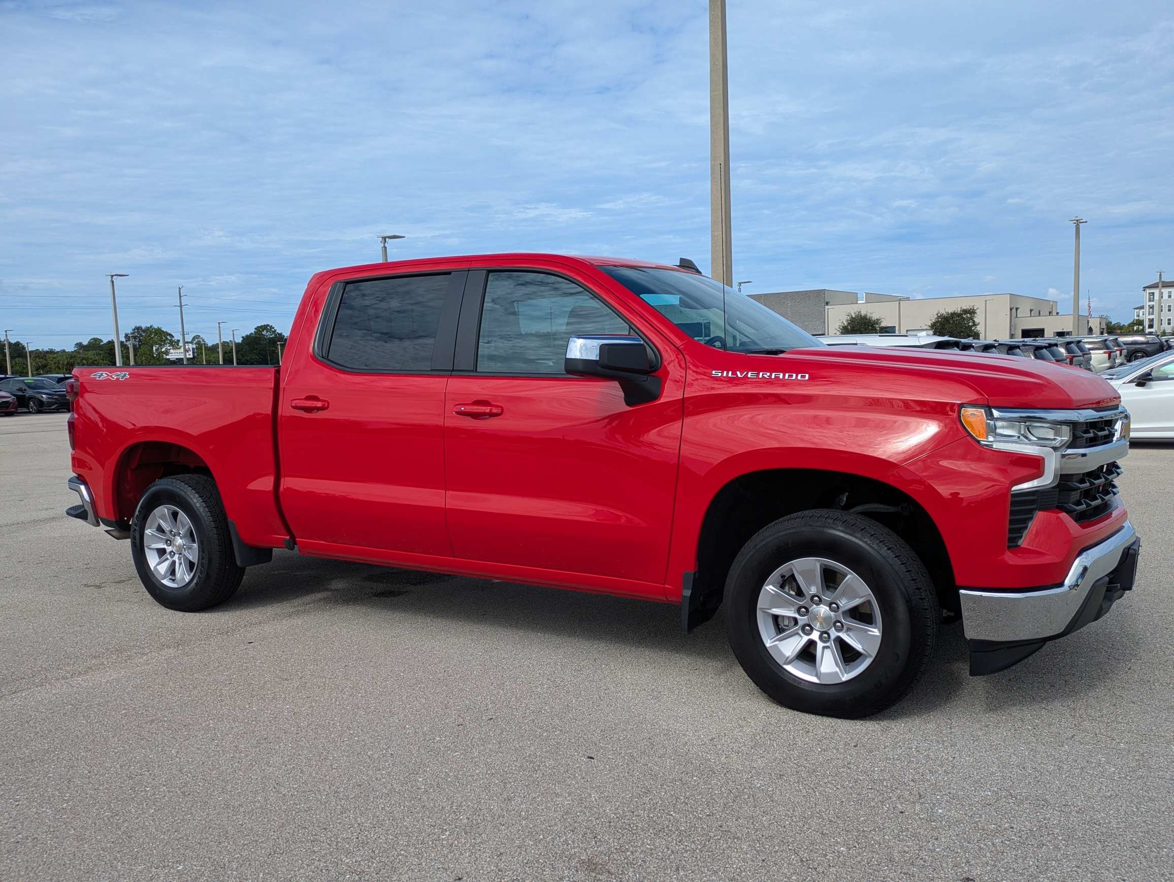 Used 2026 Chevrolet Silverado 1500 LT AWD/4WD image 2